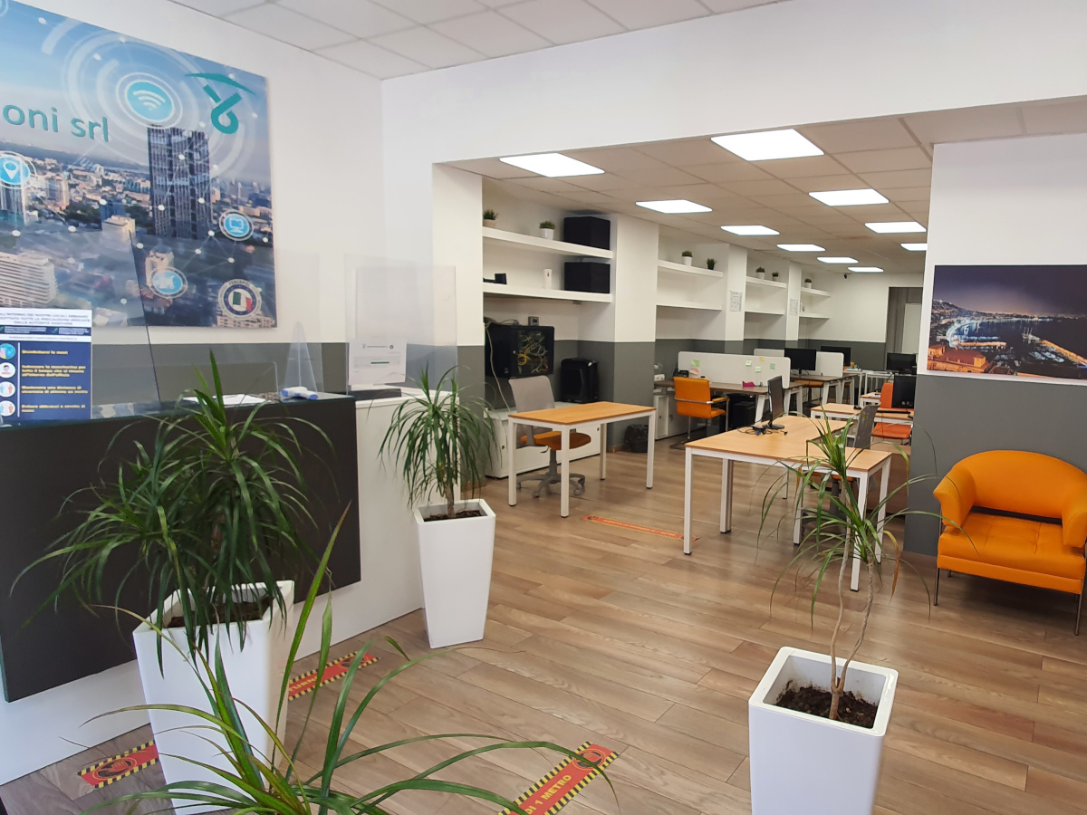 Locale attrezzato in affitto a Napoli – Italy Center